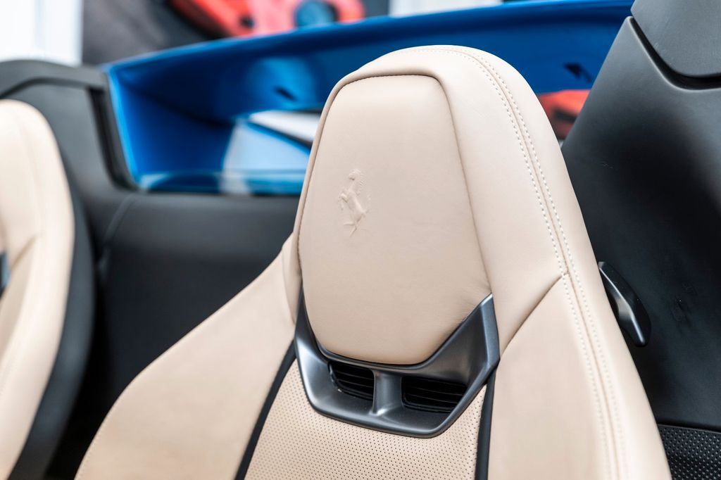 Ferrari 296 GTS 2022