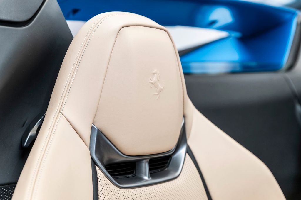 Ferrari 296 GTS 2022