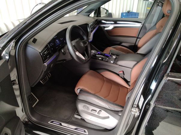 Volkswagen Touareg 2025