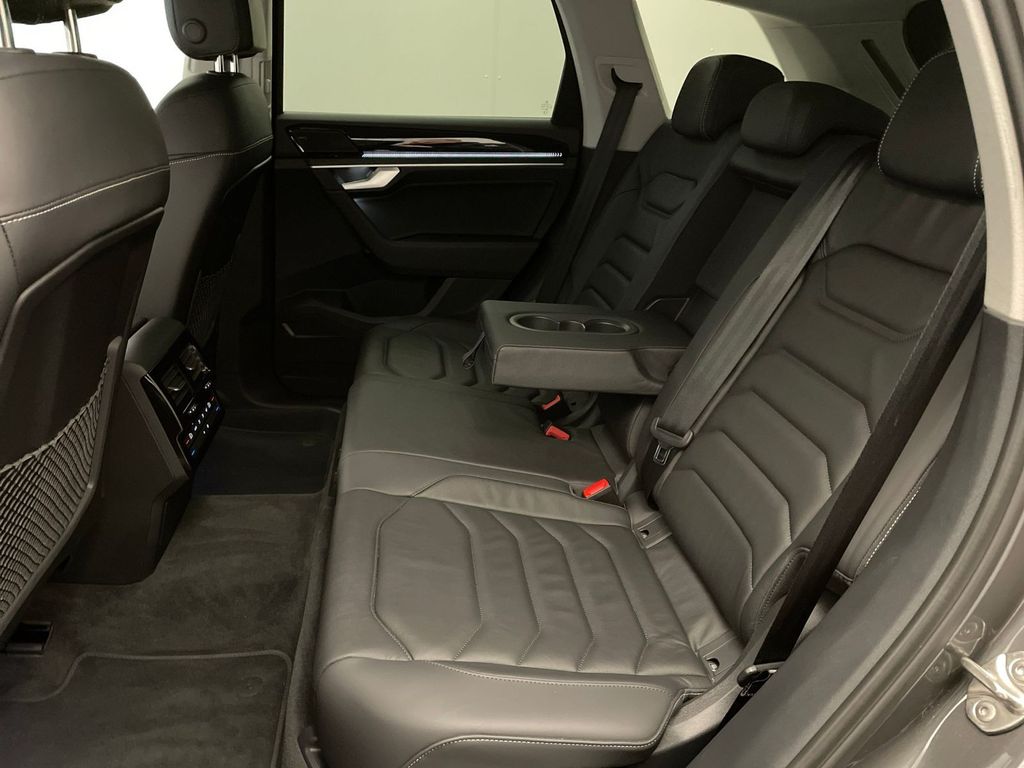 Volkswagen Touareg 2025