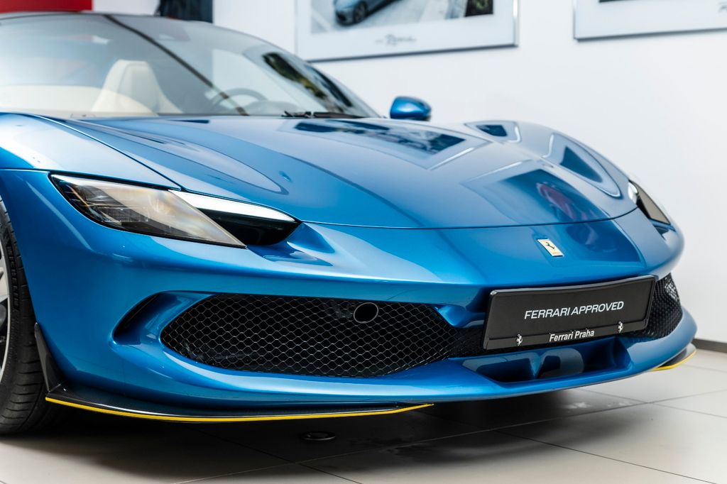 Ferrari 296 GTS 2022