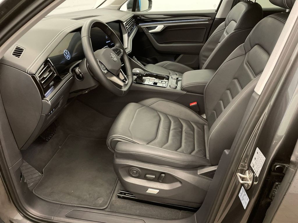 Volkswagen Touareg 2025