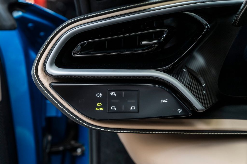 Ferrari 296 GTS 2022