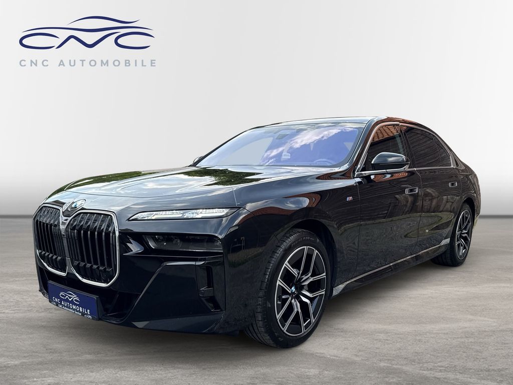 BMW 740 2024