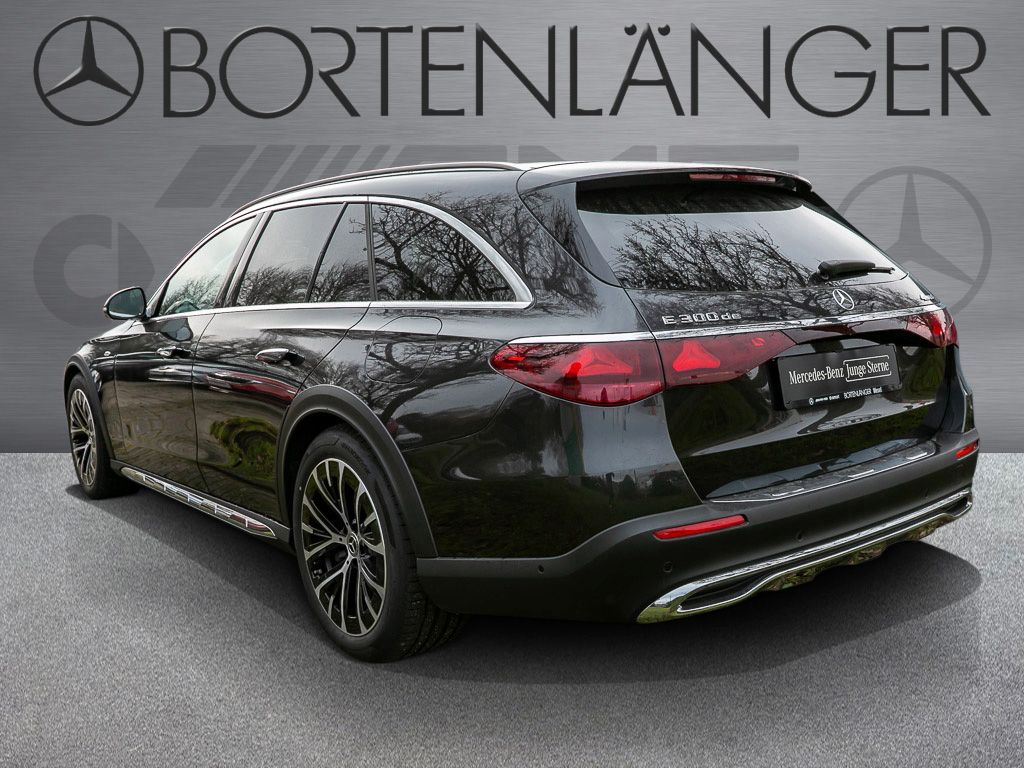 Mercedes-Benz E 300 2025
