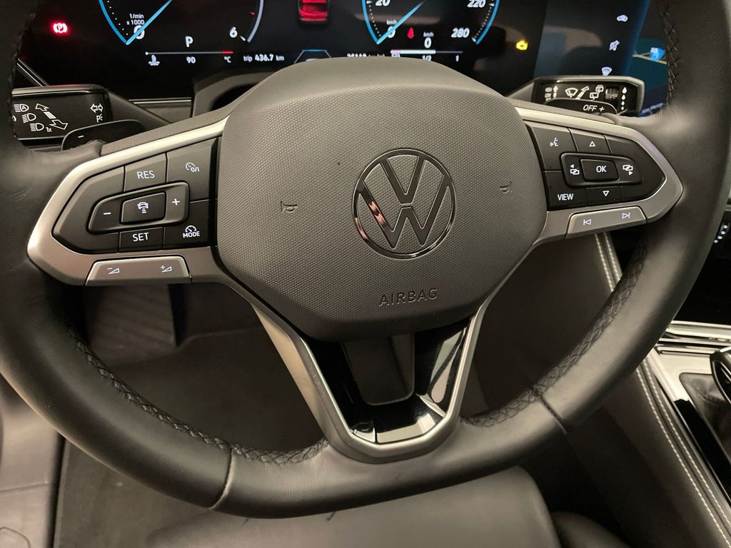 Volkswagen Touareg 2025