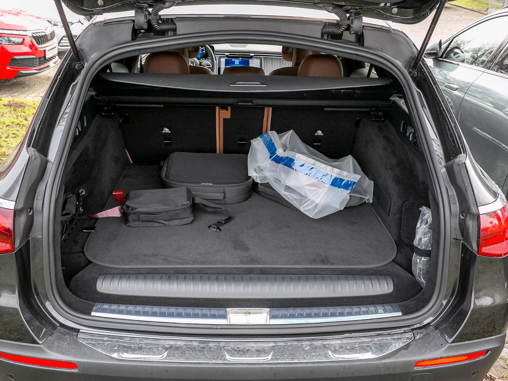 Mercedes-Benz E 300 2025