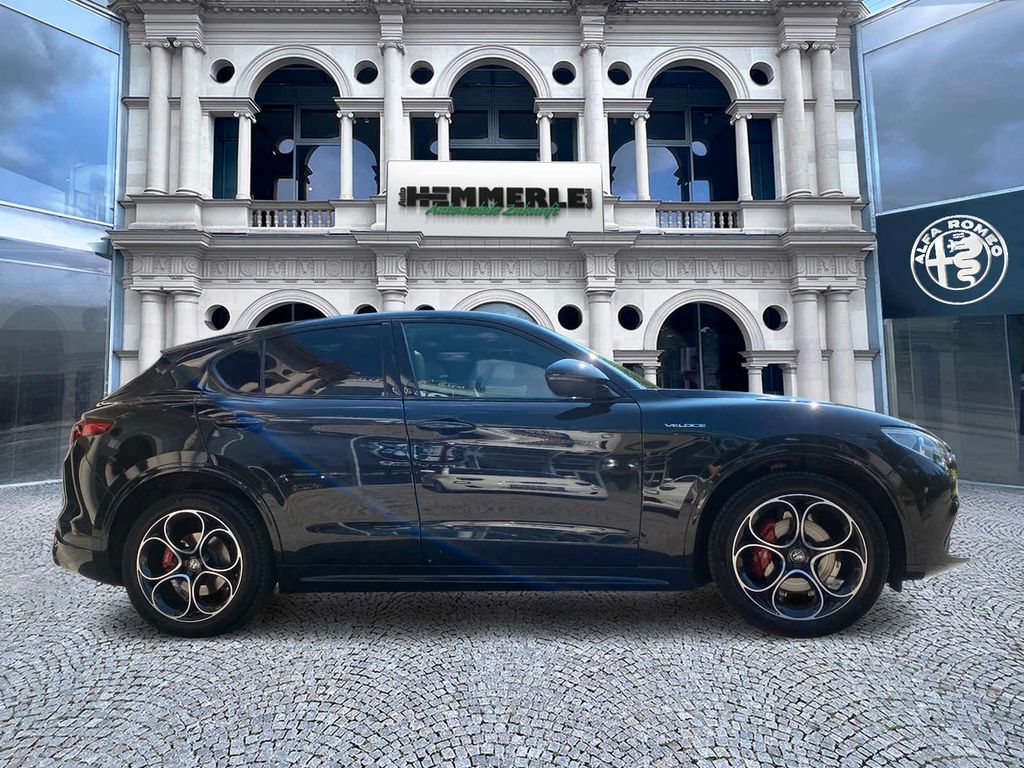 Alfa Romeo Stelvio 2025
