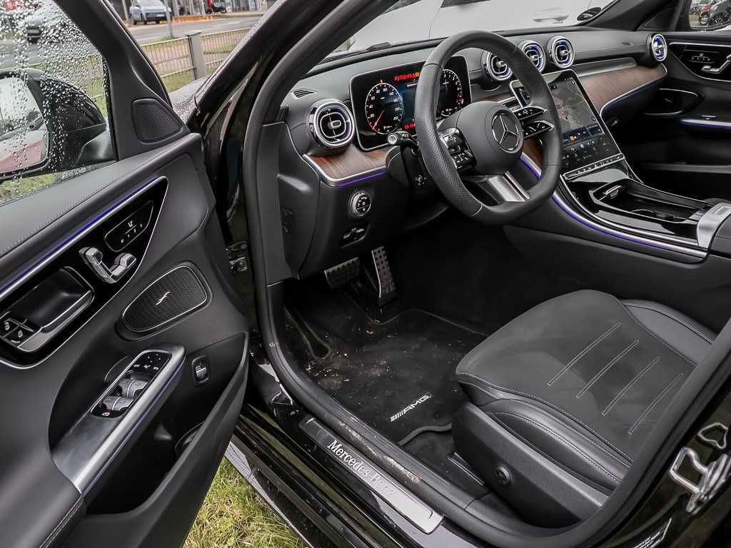 Mercedes-Benz C 300 2025