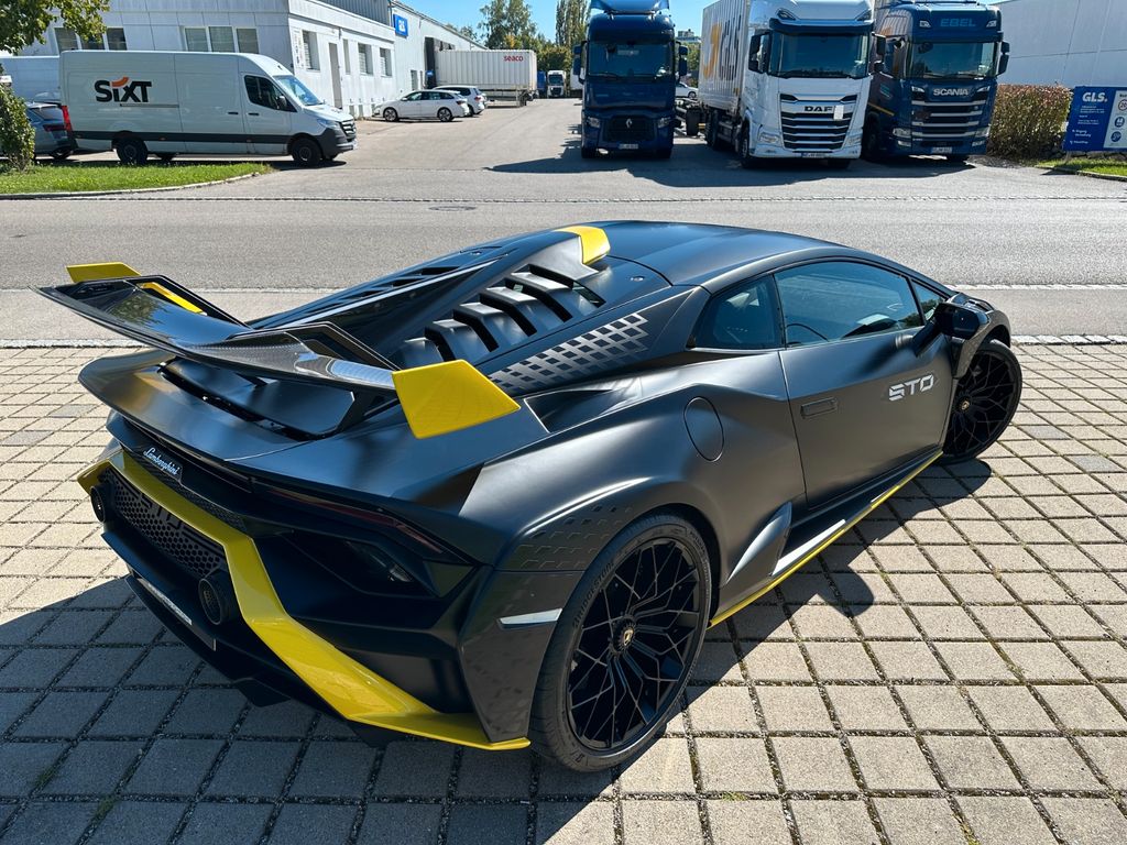 Lamborghini Huracán 2022