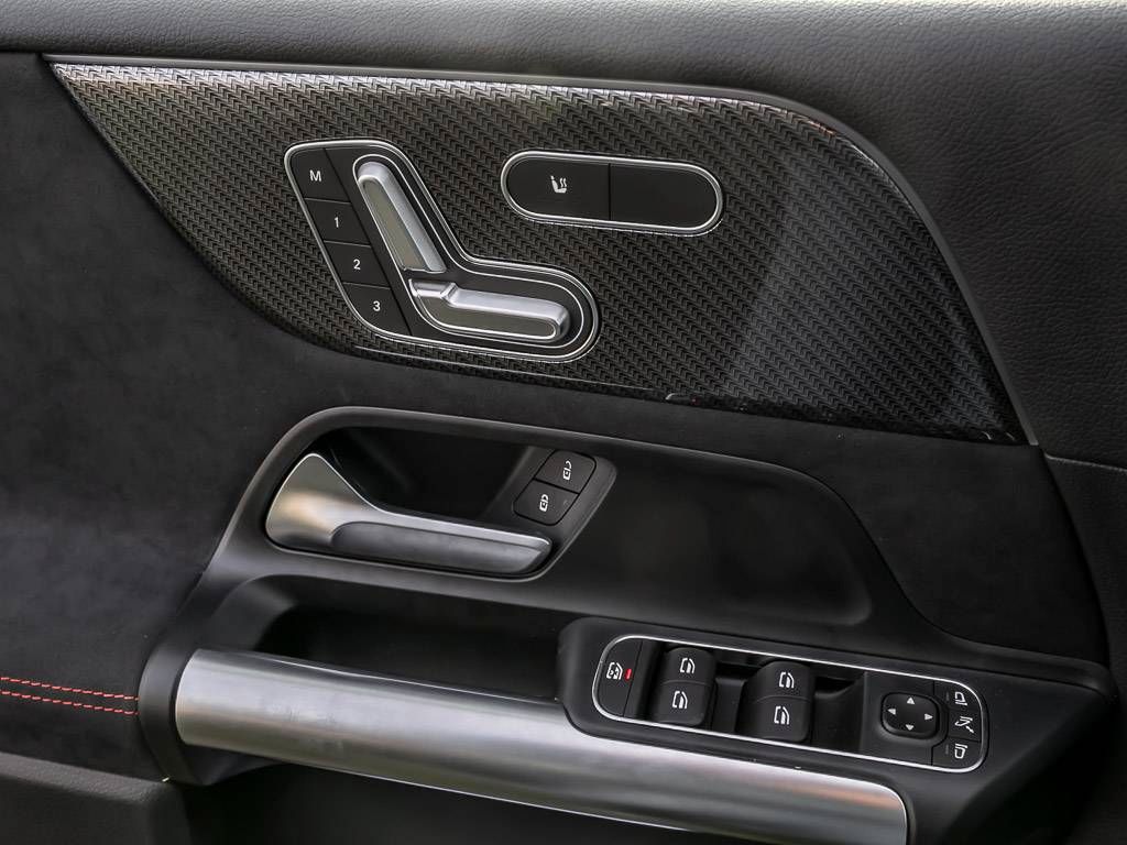 Mercedes-Benz B 250 2025