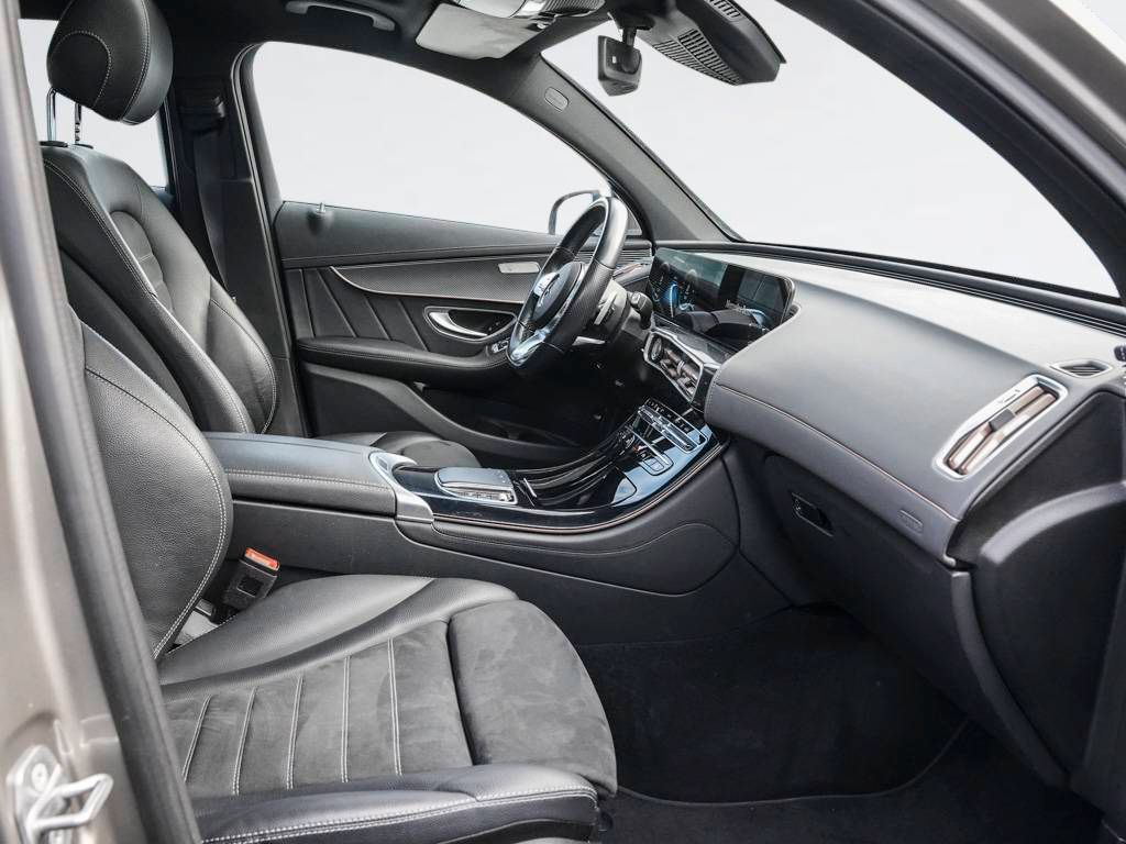 Mercedes-Benz EQC 2020