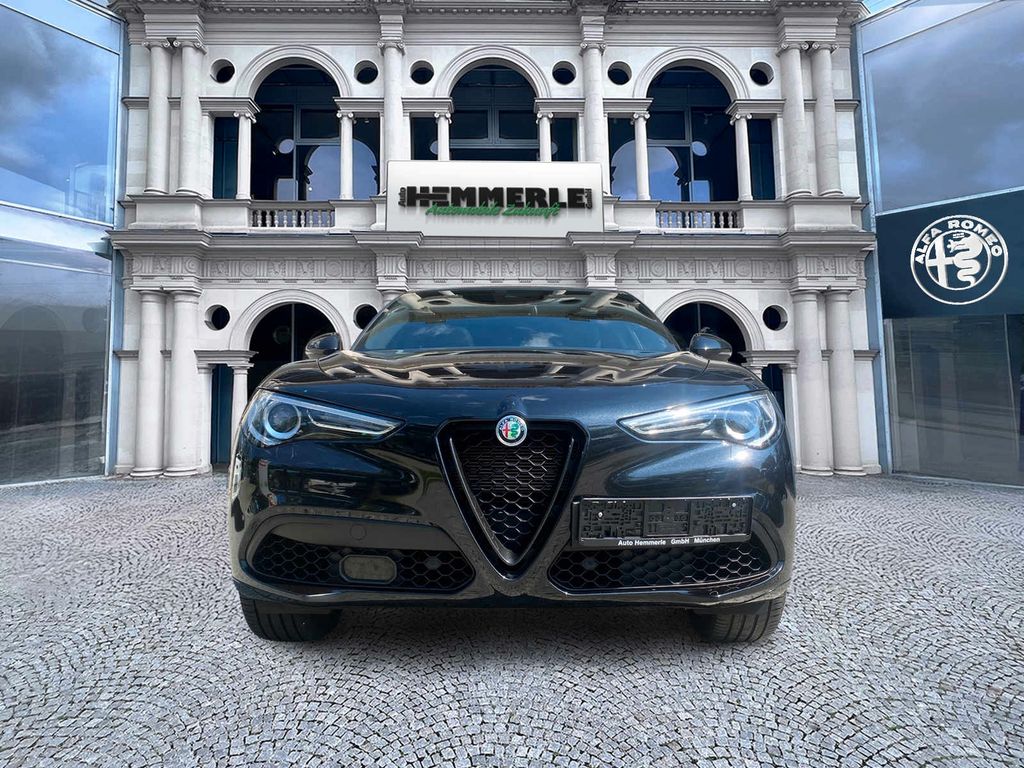 Alfa Romeo Stelvio 2025