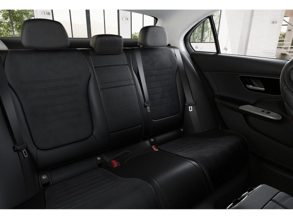 Mercedes-Benz C 200 2025