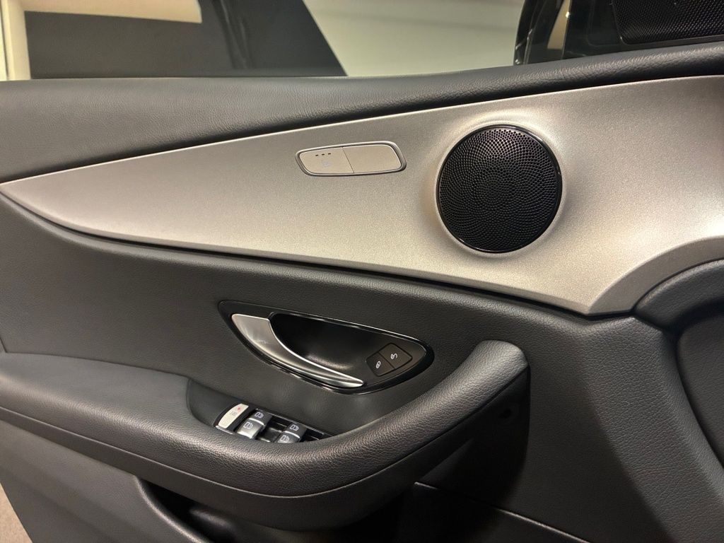 Mercedes-Benz E 300 2022