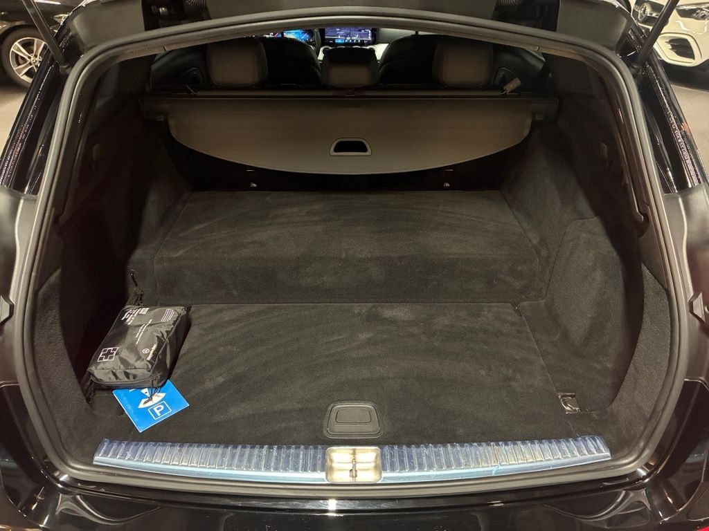 Mercedes-Benz E 300 2022