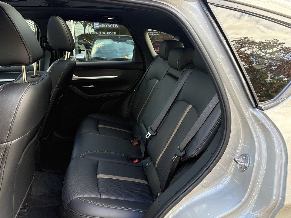 Mazda CX-60 2025