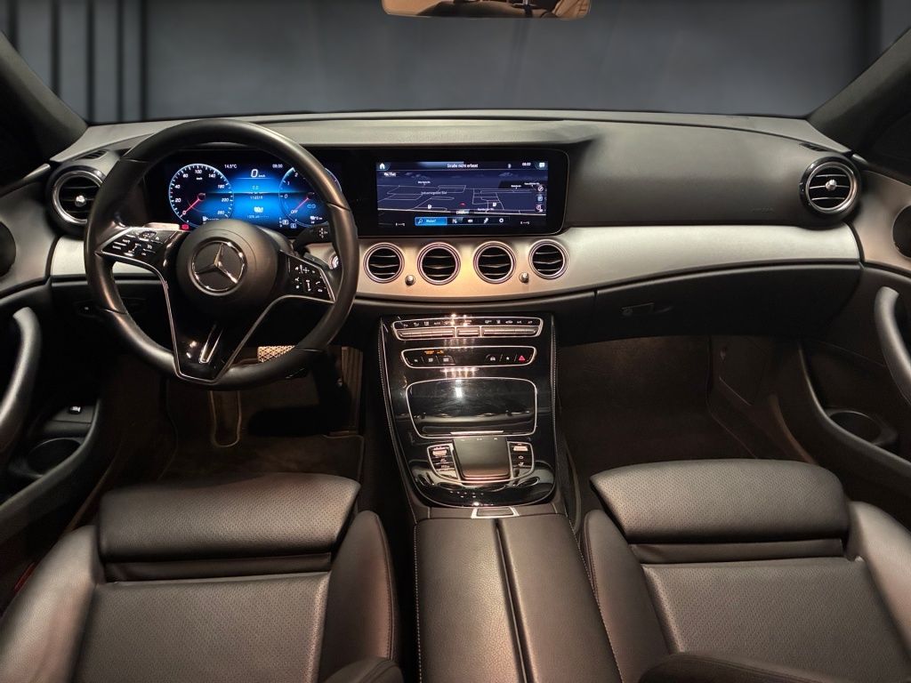 Mercedes-Benz E 300 2022