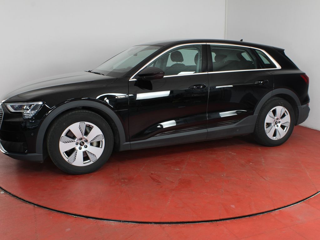 Audi e-tron 2022