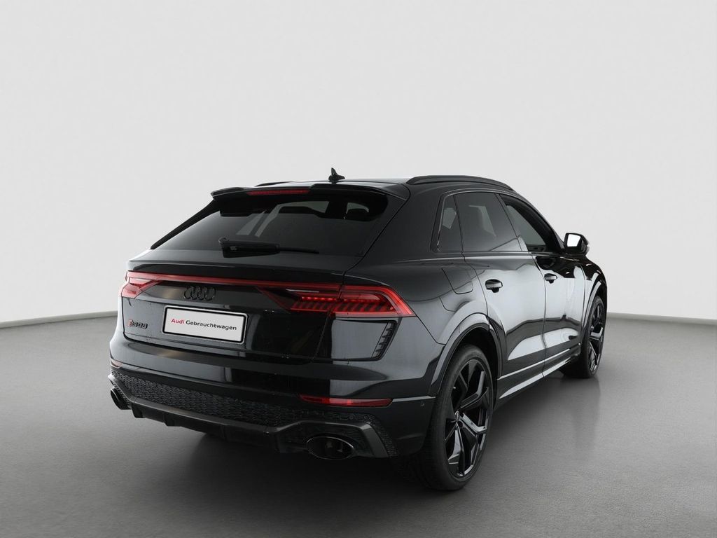 Audi RSQ8 2024