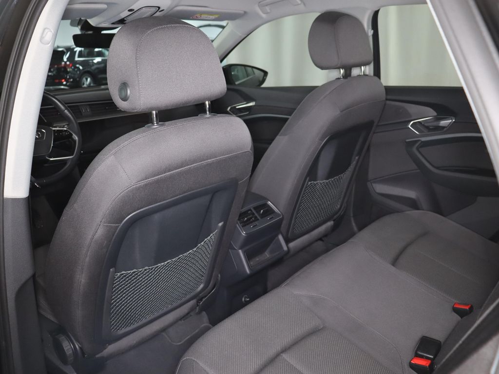 Audi e-tron 2022