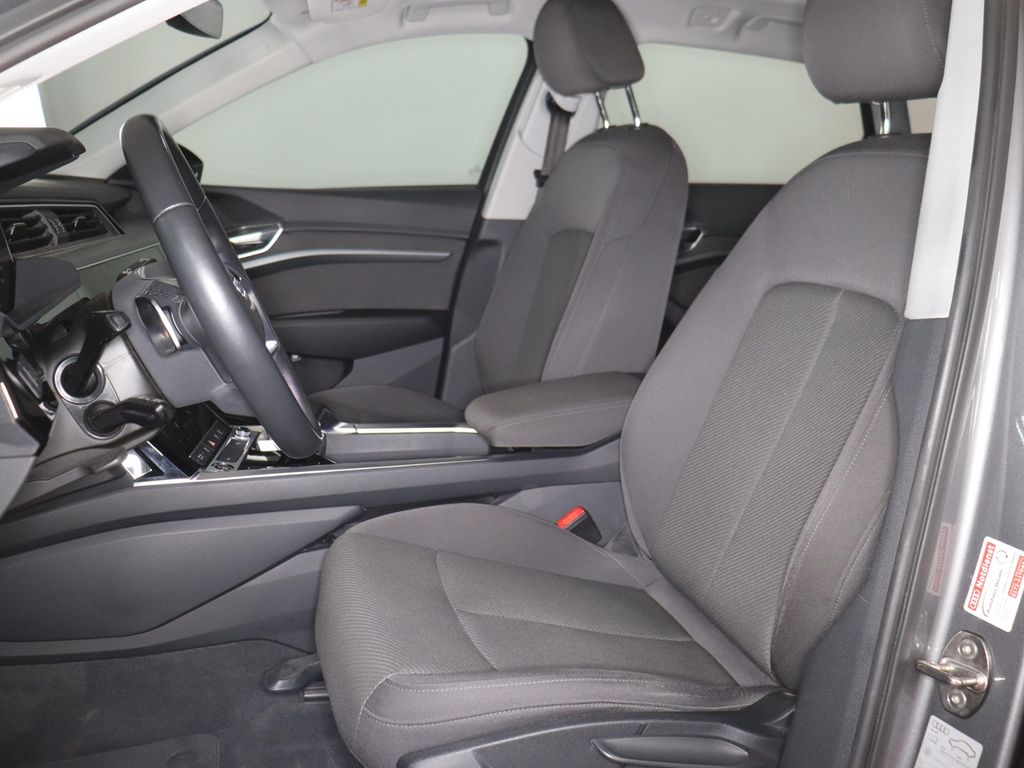 Audi e-tron 2022