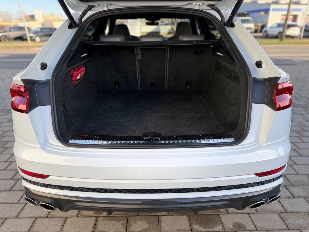 Audi SQ8 2021