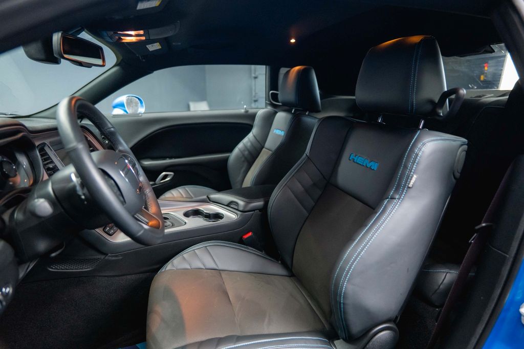 Dodge Challenger 2024