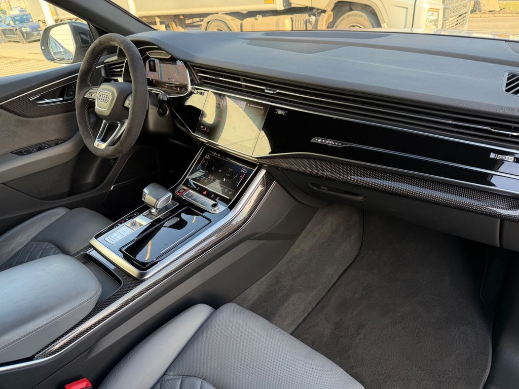 Audi SQ8 2021