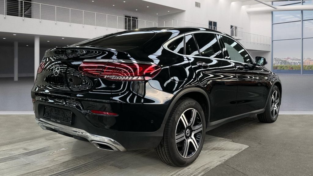 Mercedes-Benz GLC 300 2021
