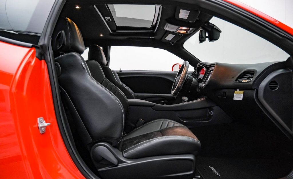 Dodge Challenger 2024