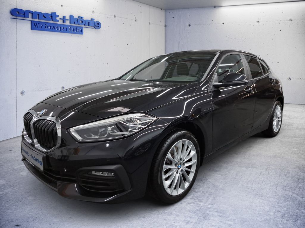 BMW 120 2022