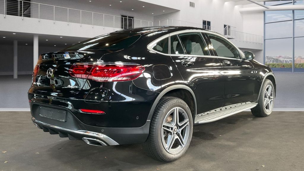 Mercedes-Benz GLC 300 2021