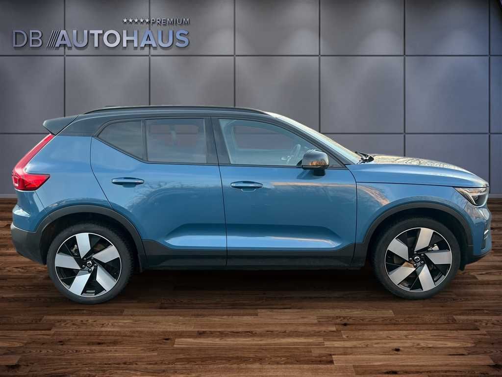 Volvo XC40 2024