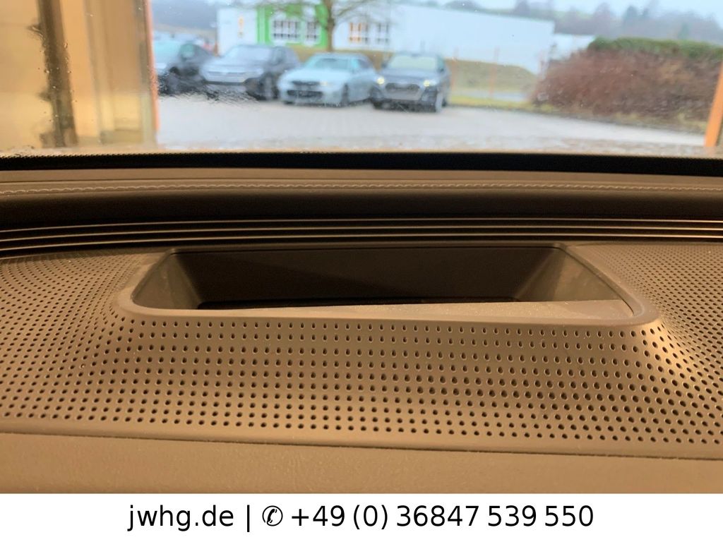 Mercedes-Benz EQC 2021