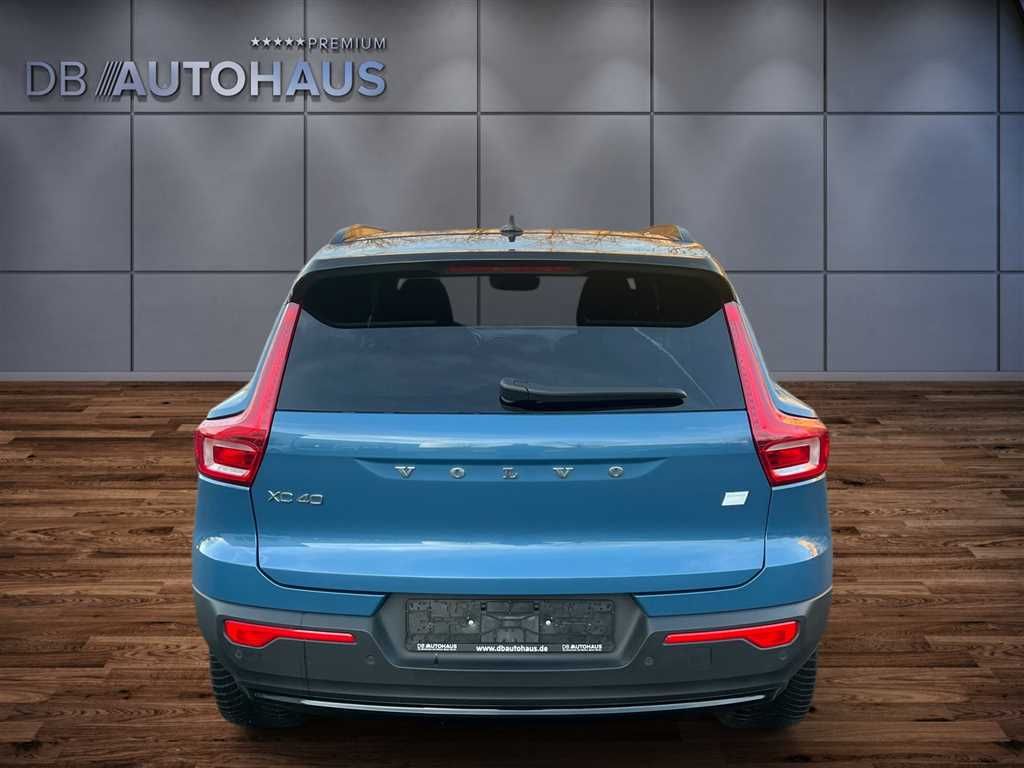 Volvo XC40 2024