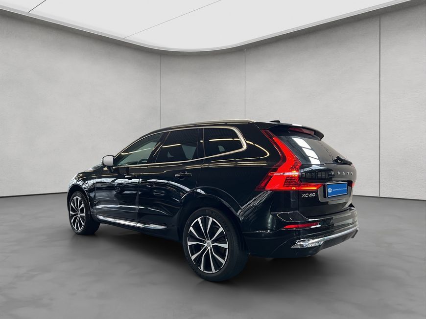Volvo XC60 2022