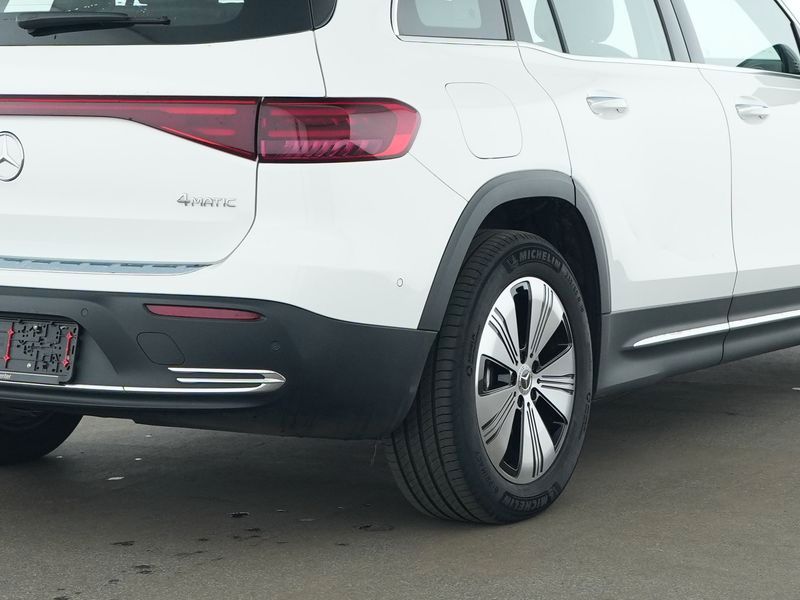 Mercedes-Benz EQB 2024