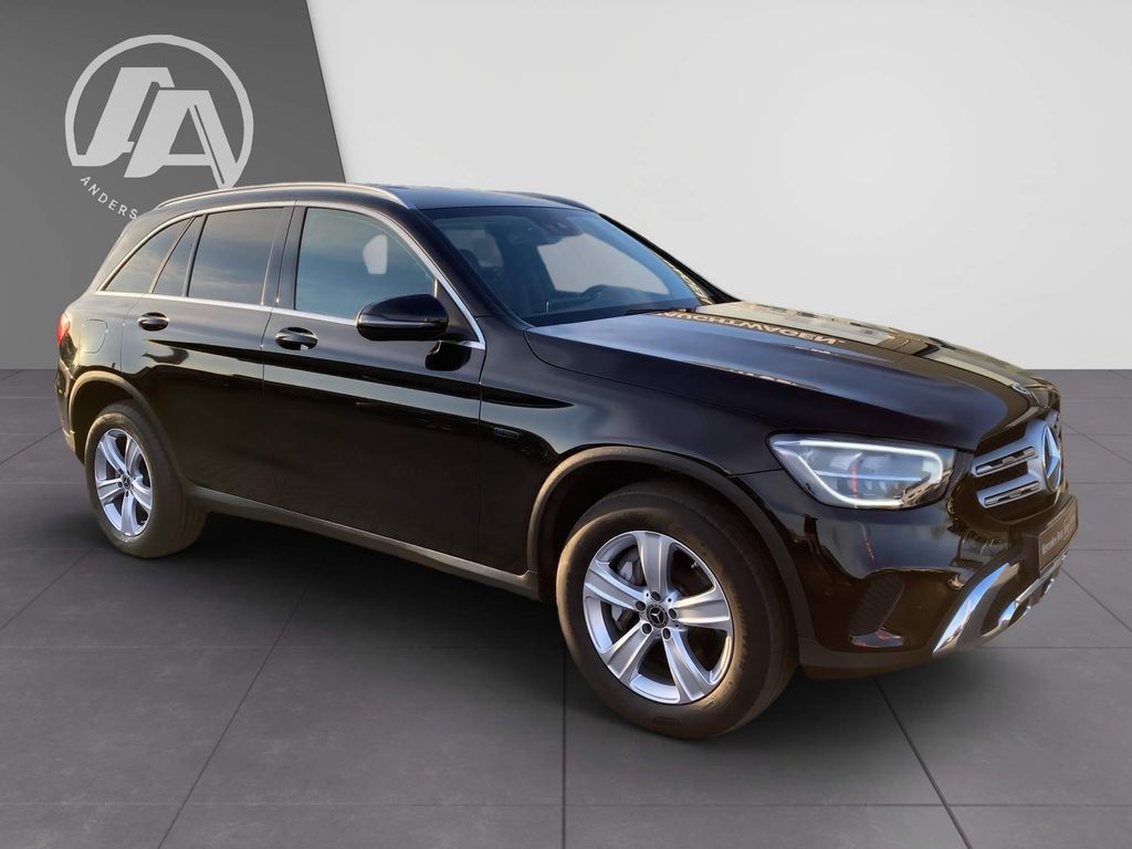 Mercedes-Benz GLC 300 2021