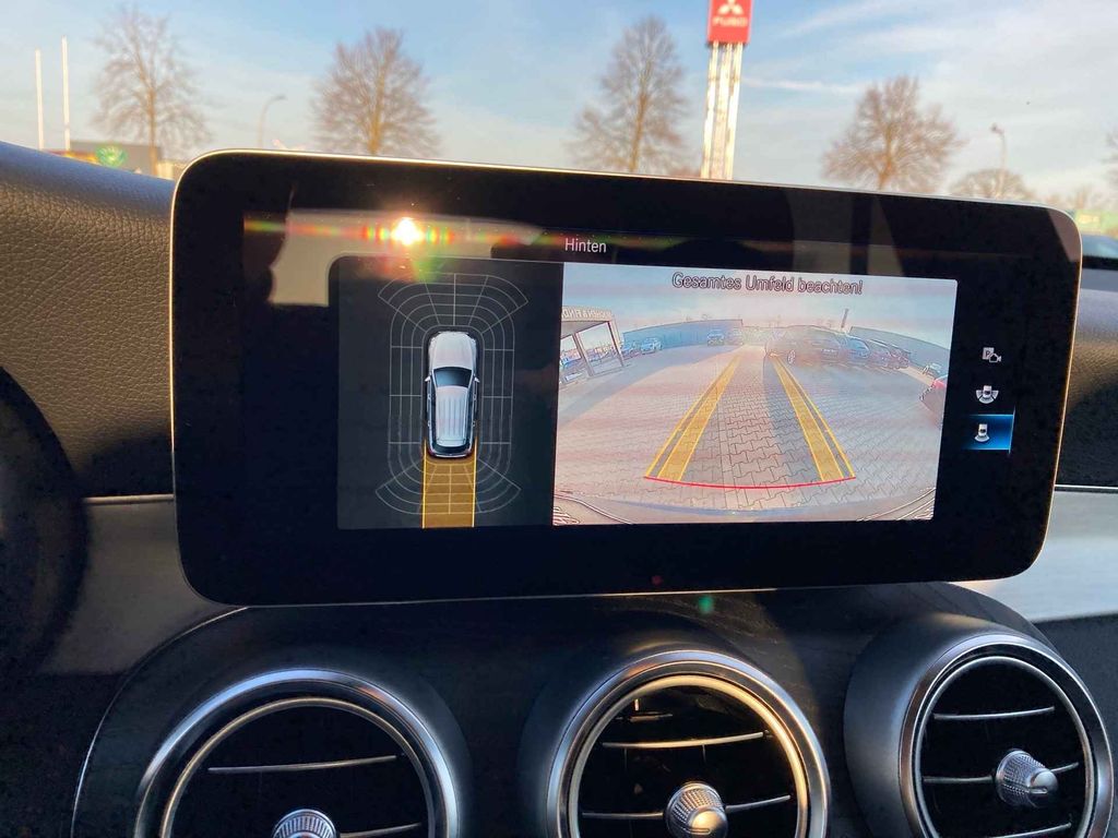 Mercedes-Benz GLC 300 2021