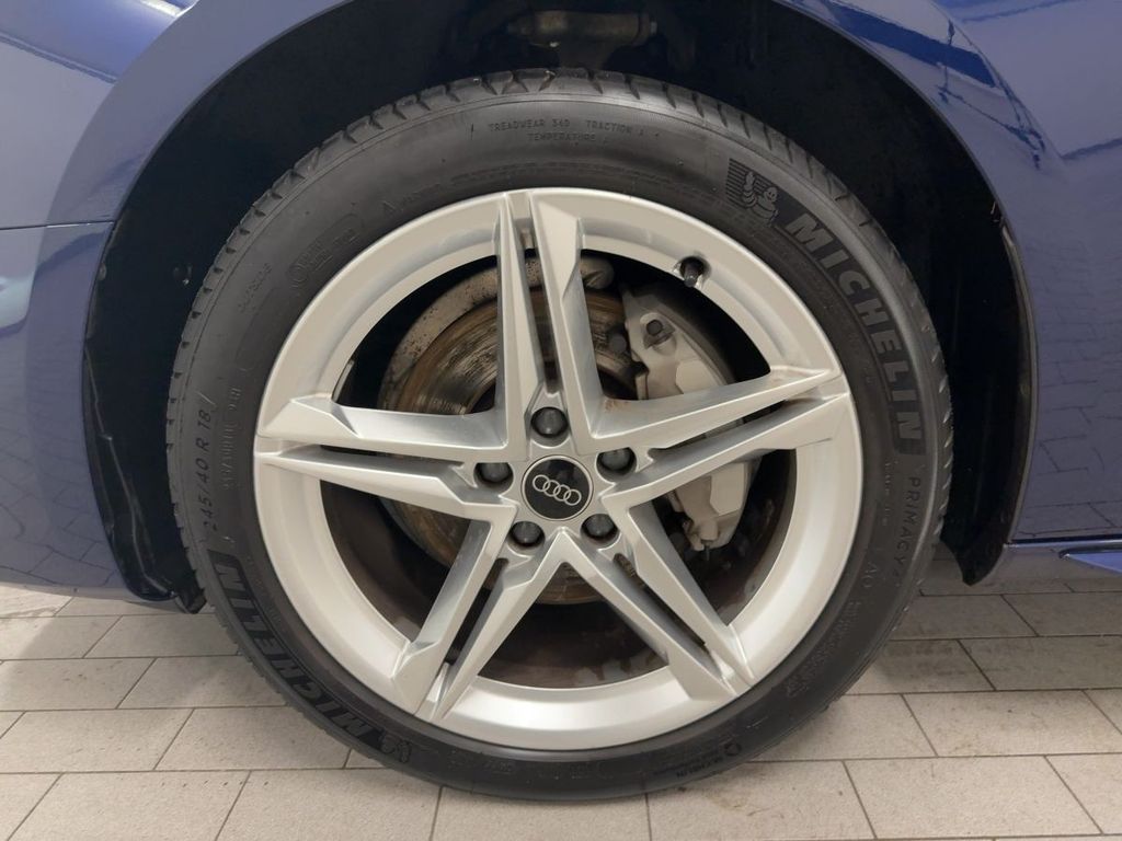 Audi A4 2023