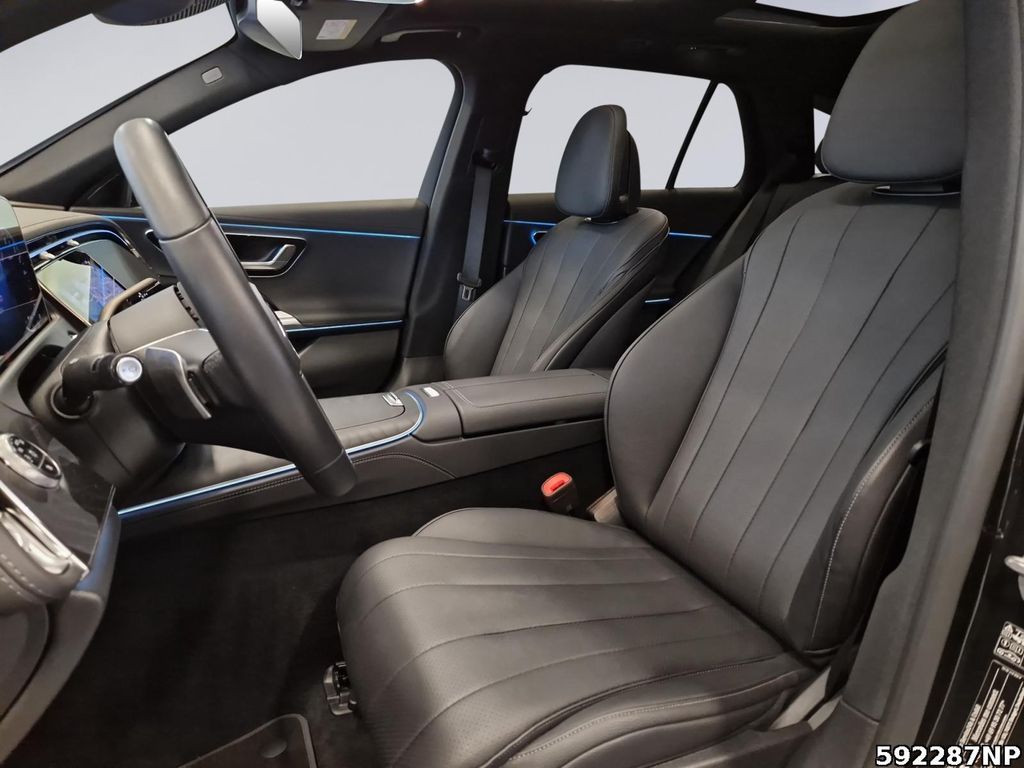 Mercedes-Benz E 300 2025