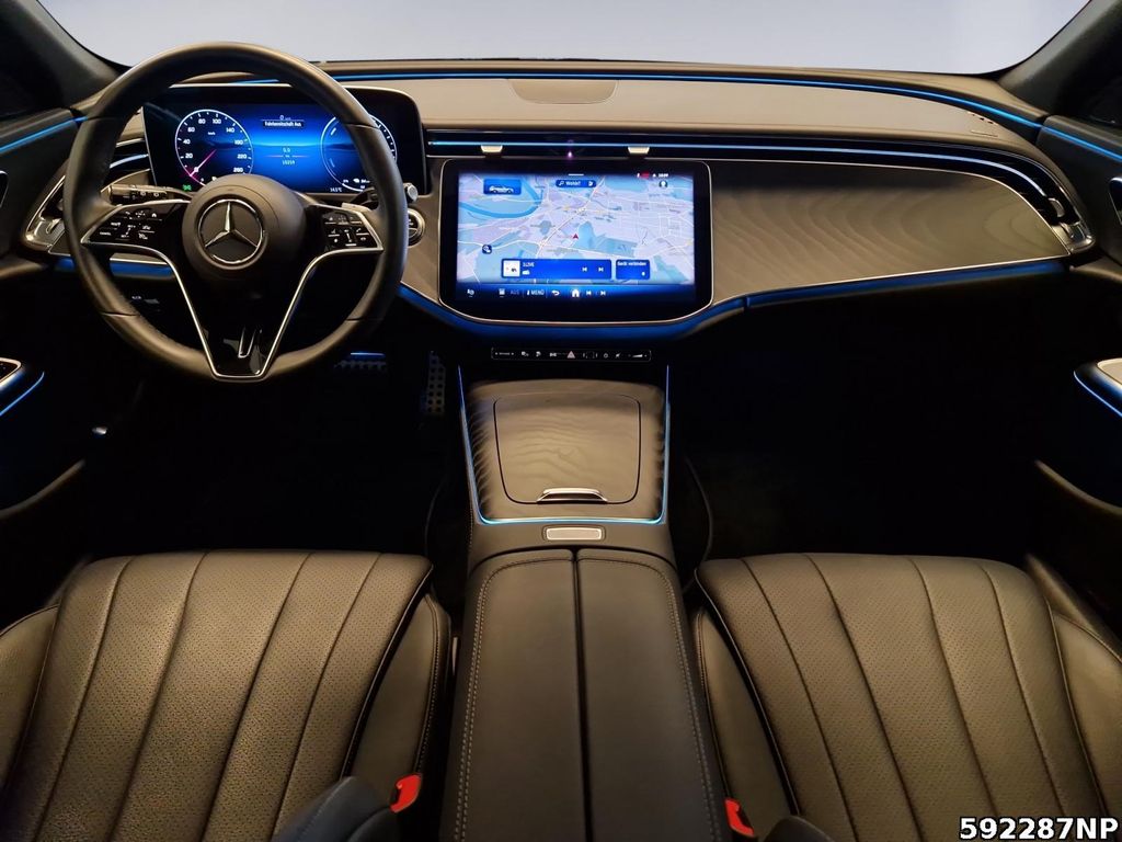 Mercedes-Benz E 300 2025