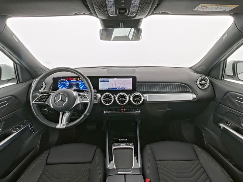 Mercedes-Benz EQB 2024