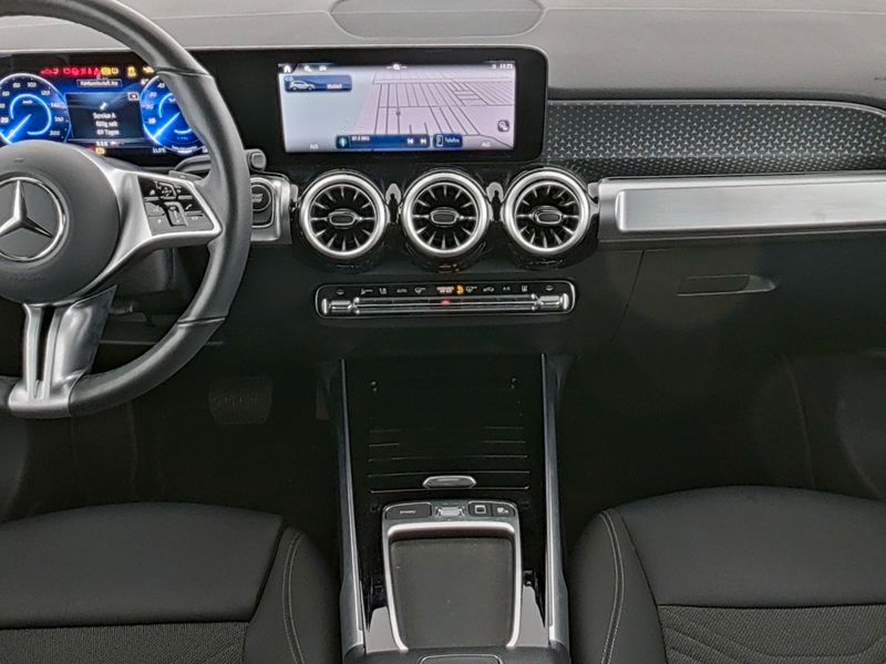 Mercedes-Benz EQB 2024