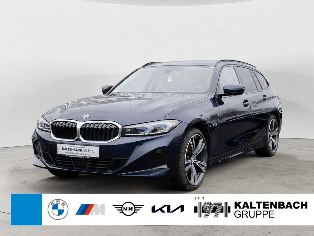 BMW 330 2022