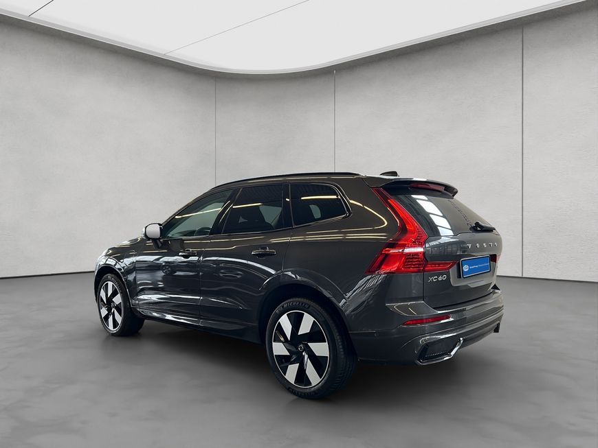 Volvo XC60 2025
