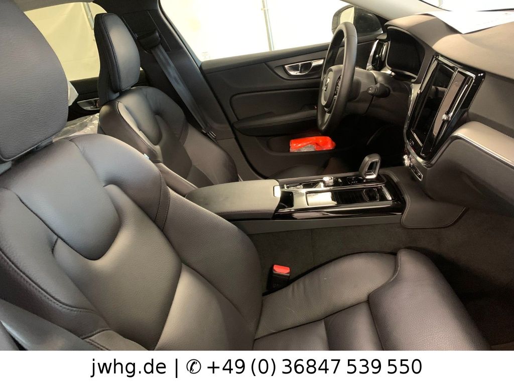 Volvo V60 2022