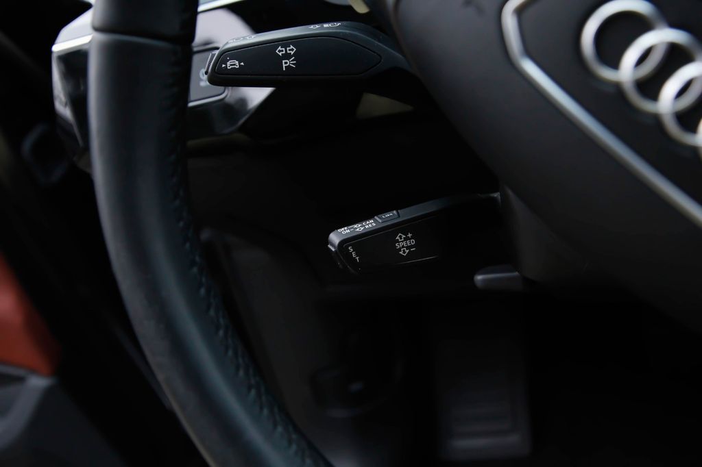 Audi e-tron 2020