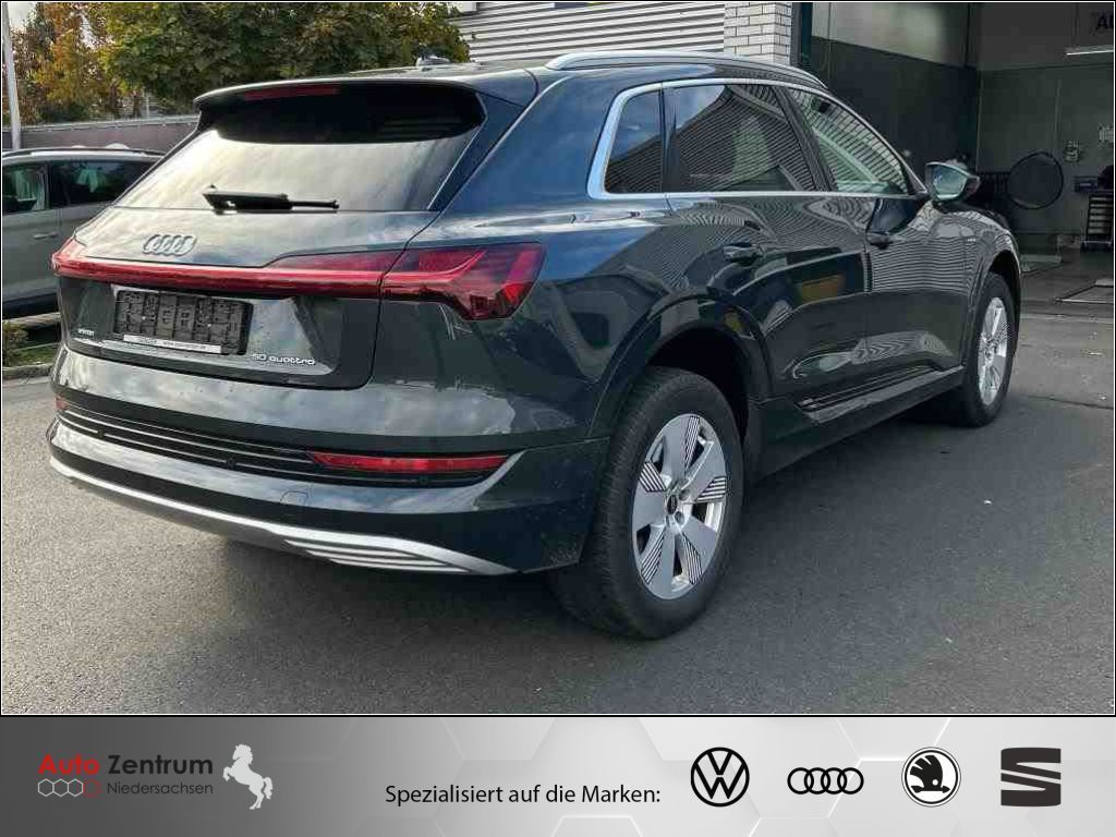 Audi e-tron 2022